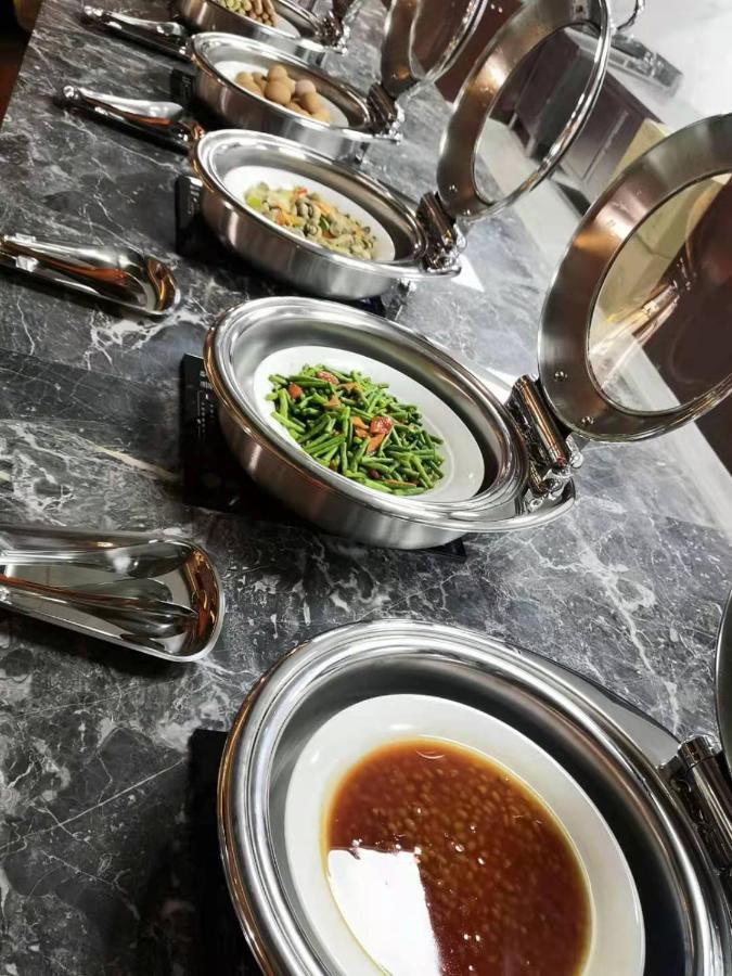 Baoying Jinling Hotel Bagian luar foto